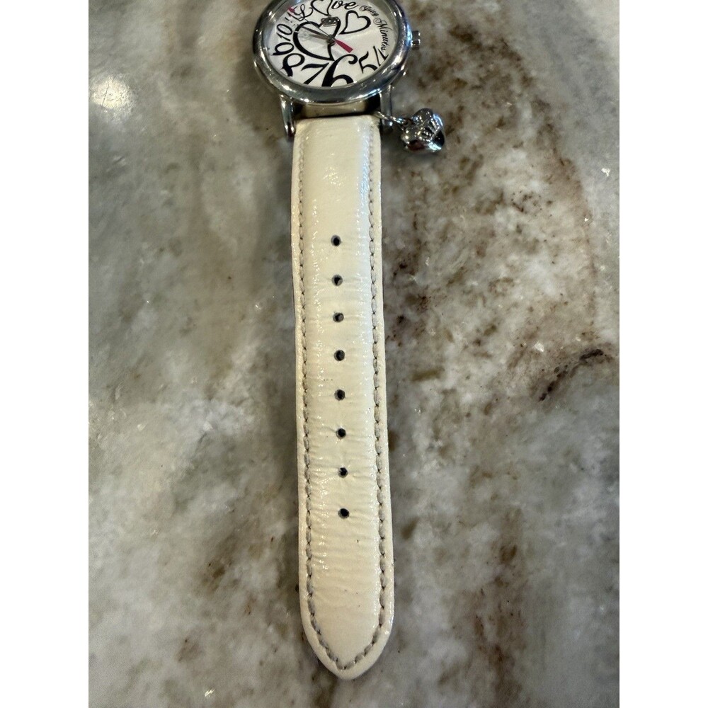 Juicy Couture Watch 32mm White Leather Band Hearts & Love Stainless Steel Case - Picture 8 of 13